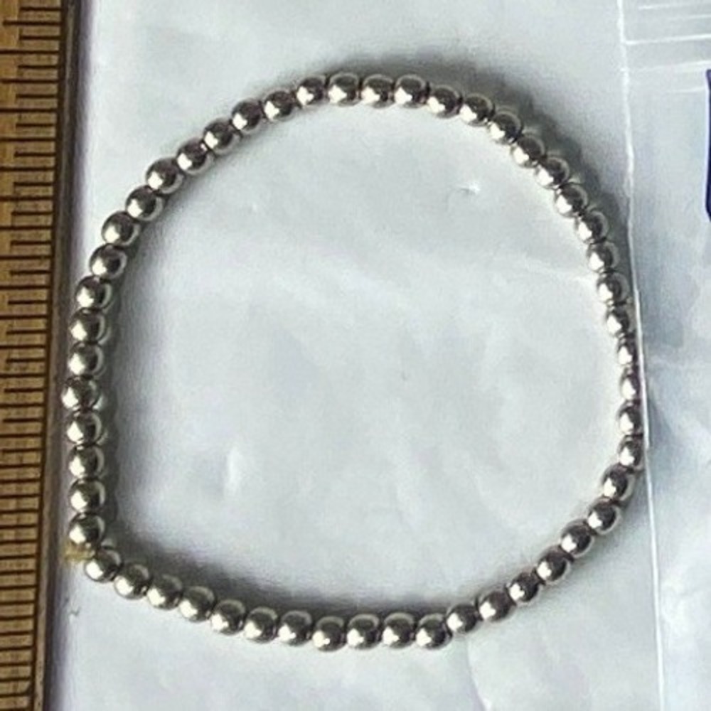 Womens Silver tone Beaded Stretchy Bracelet